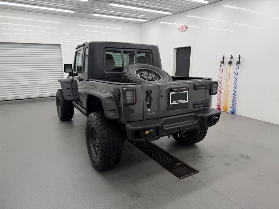 2016 Jeep Wrangler Unlimited Sahara 4x4 4dr SUV in Hudsonville, MI (photo 7) — photo 7