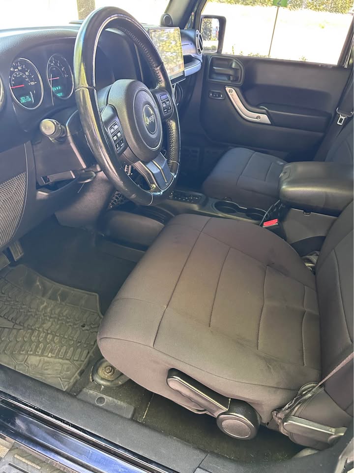 2011 Jeep Wrangler · Sahara Sport Utility 4D in Fairfield, CA (photo 9) — photo 9