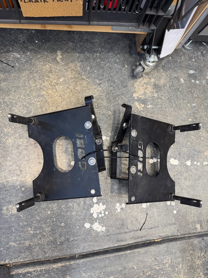 GOBI Racks Jeep Wrangler Rear Mount MaxTrax Brackets, Pair in Denver, CO (photo 5) — photo 5