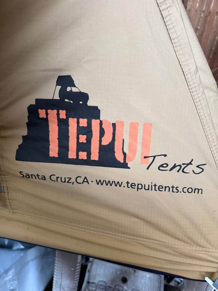 Original Tepui 2 person rooftop tent OG Santa Cruz in Pollock Pines, CA (photo 4) — photo 4