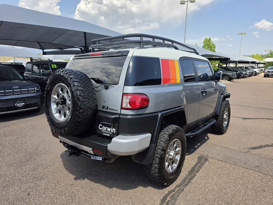 2011 Toyota FJ Cruiser · Sport Utility 2D in Colorado Springs, CO (photo 7)