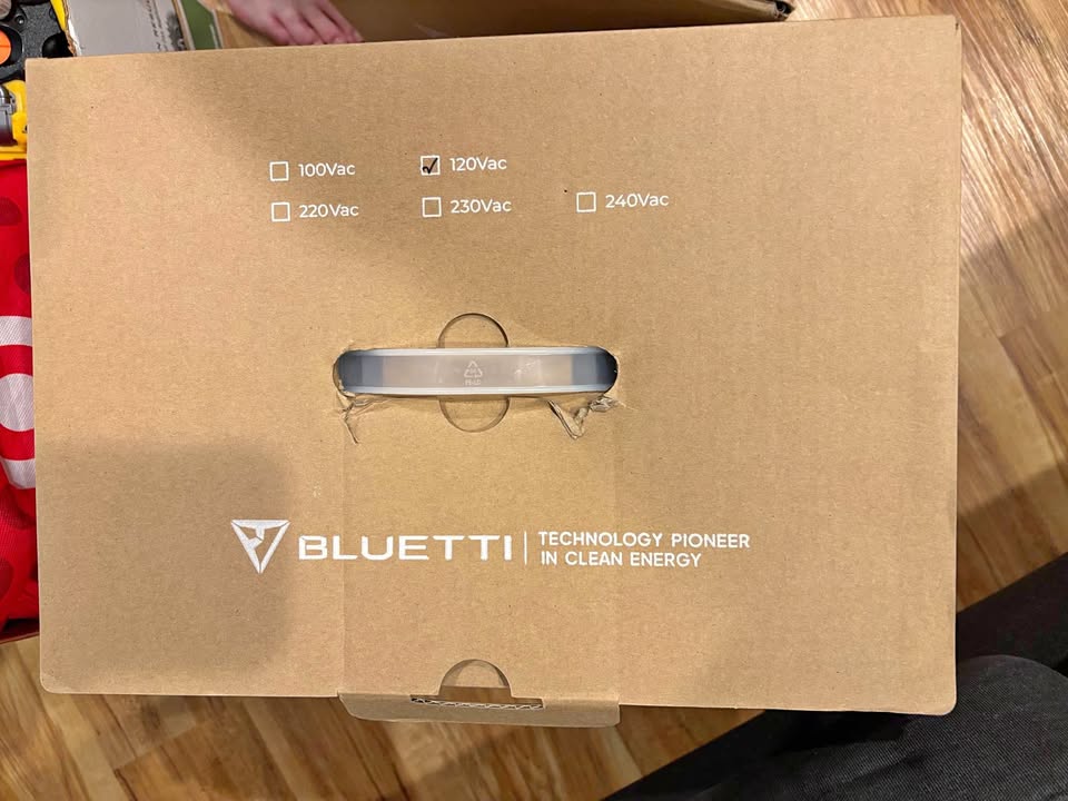 BLUETTI Elite 100 V2 Portable Power Station (photo 1)
