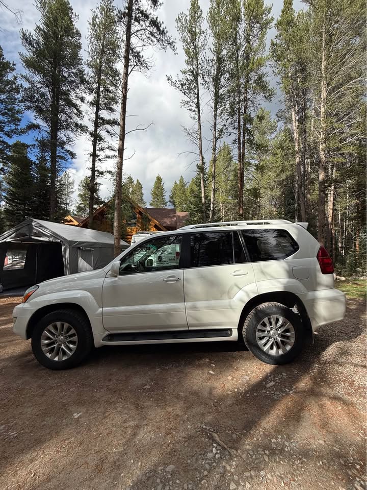 2004 Lexus GX · GX 470 Sport Utility 4D in Breckenridge, CO (photo 5) — photo 5