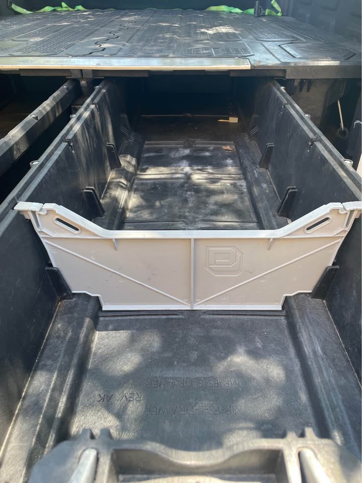 6.5ft Decked Drawer System (photo 4) — photo 4