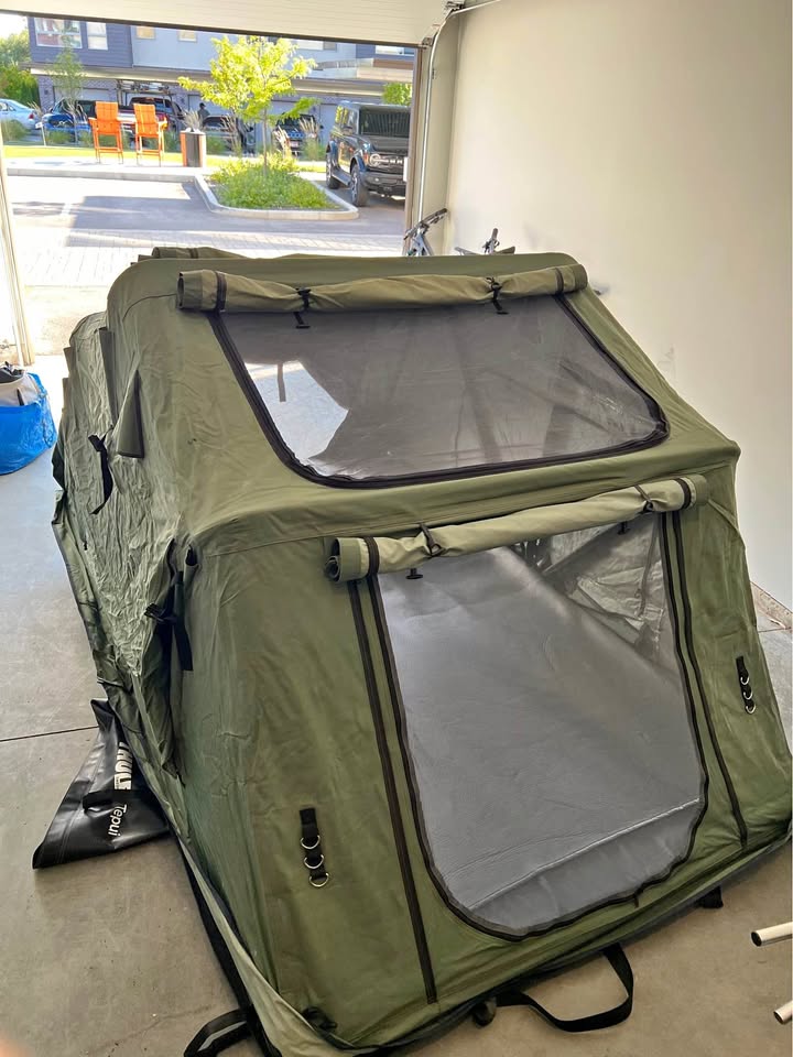 Thule Tepui Ruggedized Autana 3 Rooftop Tent + Annex + Thermal Liner in Boise, ID (photo 1) — photo 1