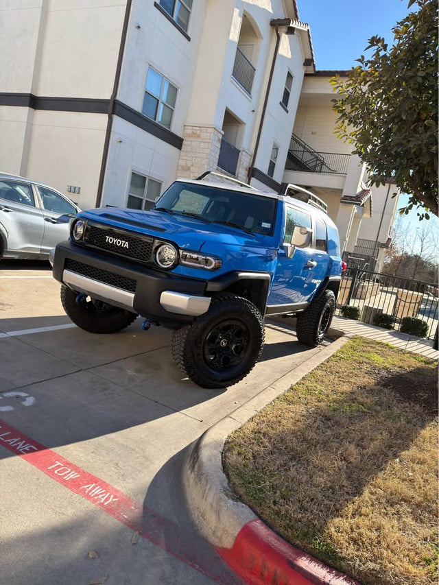 2007 Toyota FJ Cruiser · 4x4 — photo 2