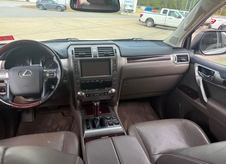 2017 Lexus GX · GX 460 Luxury Sport Utility 4D in Alabaster, AL (photo 7) — photo 7