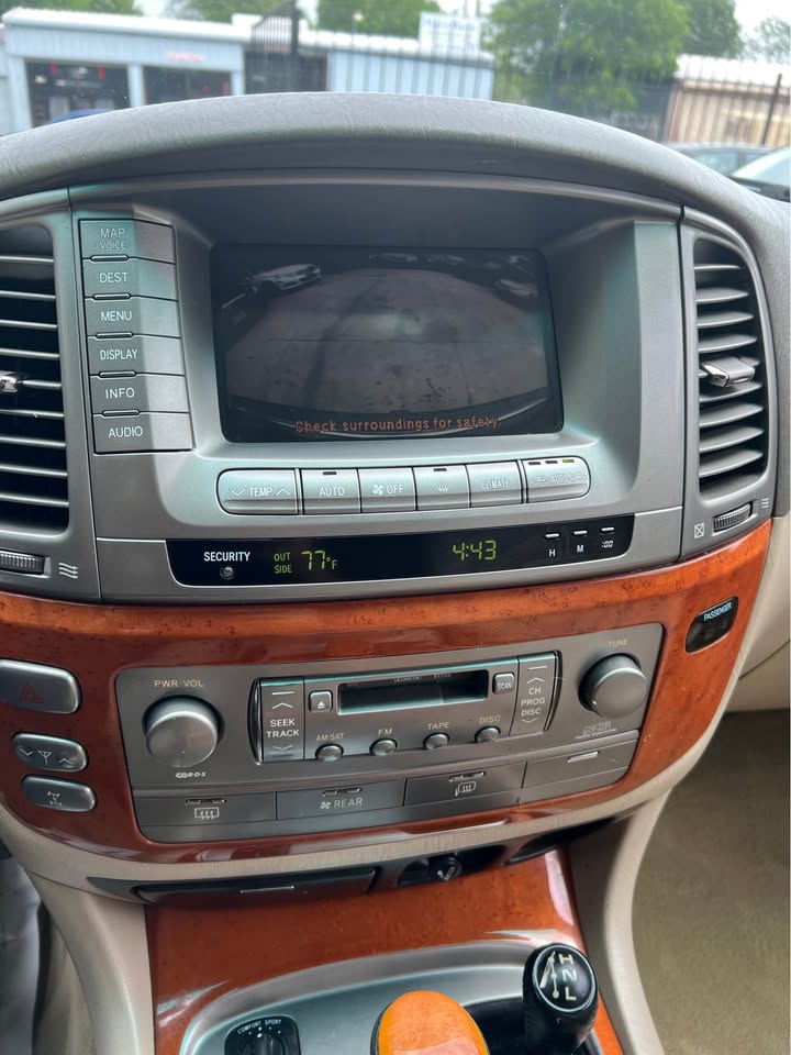 2007 Lexus LX · LX 470 Sport Utility 4D in Austin, TX (photo 12) — photo 12