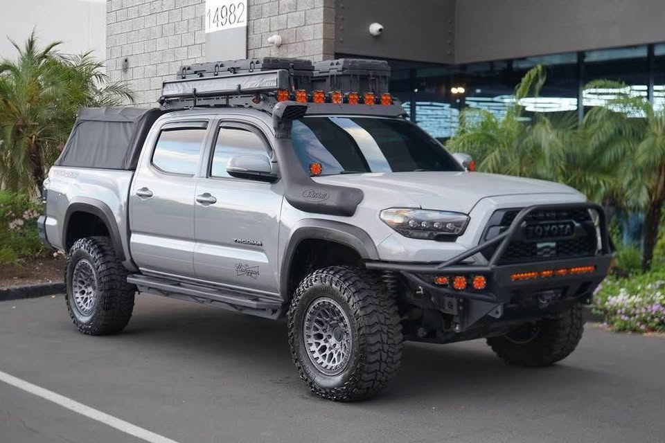2020 Toyota Tacoma Double Cab · TRD Off-Road Pickup 4D 5 ft in Scottsdale, AZ (photo 6) — photo 6