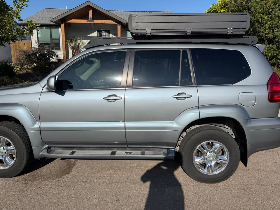 Roofnest Condor Overland Rooftop Tent ($3,495 new) (photo 4) — photo 4