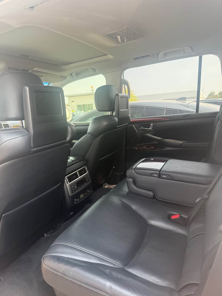 2015 Lexus LX · LX 570 Sport Utility 4D in Rocklin, CA (photo 5) — photo 5
