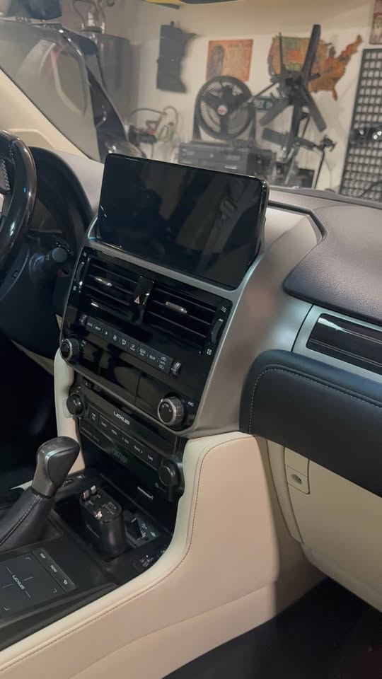 2022 Lexus GX 460 updated Audio 45,000 miles in Phoenix, AZ (photo 7) — photo 7