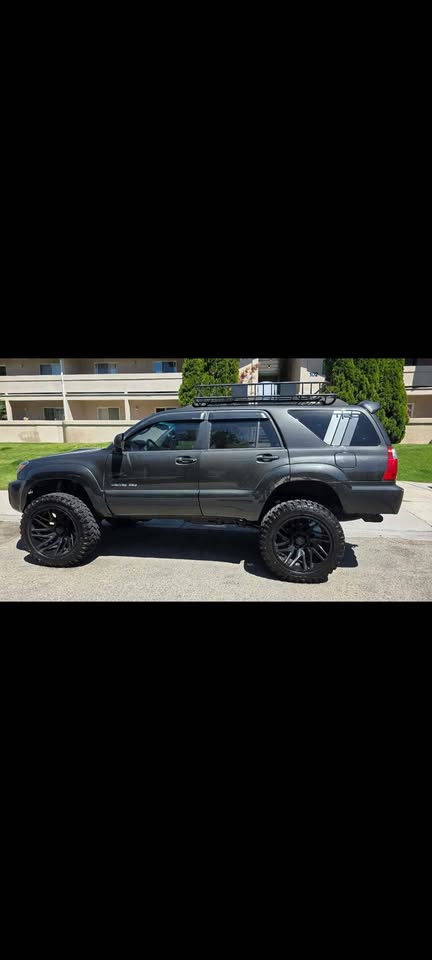 2006 Toyota 4Runner · Limited Sport Utility 4D in Boise, ID (photo 2) — photo 2