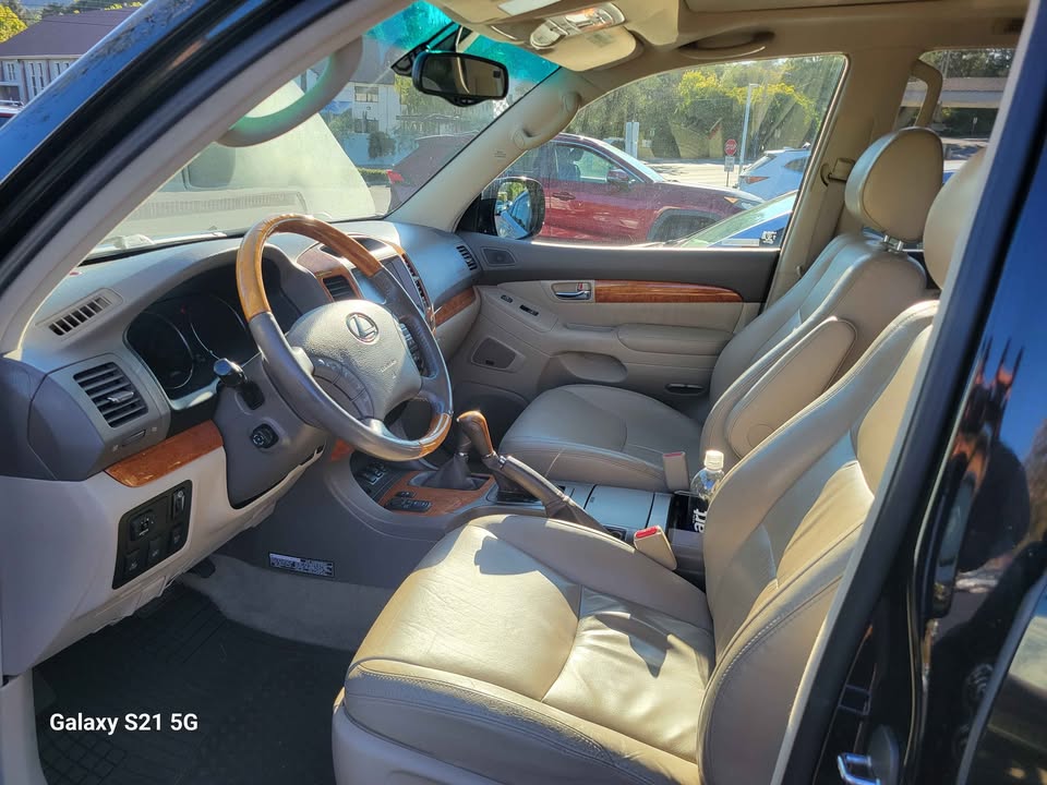 2005 Lexus GX470 in San Rafael, CA (photo 8) — photo 8