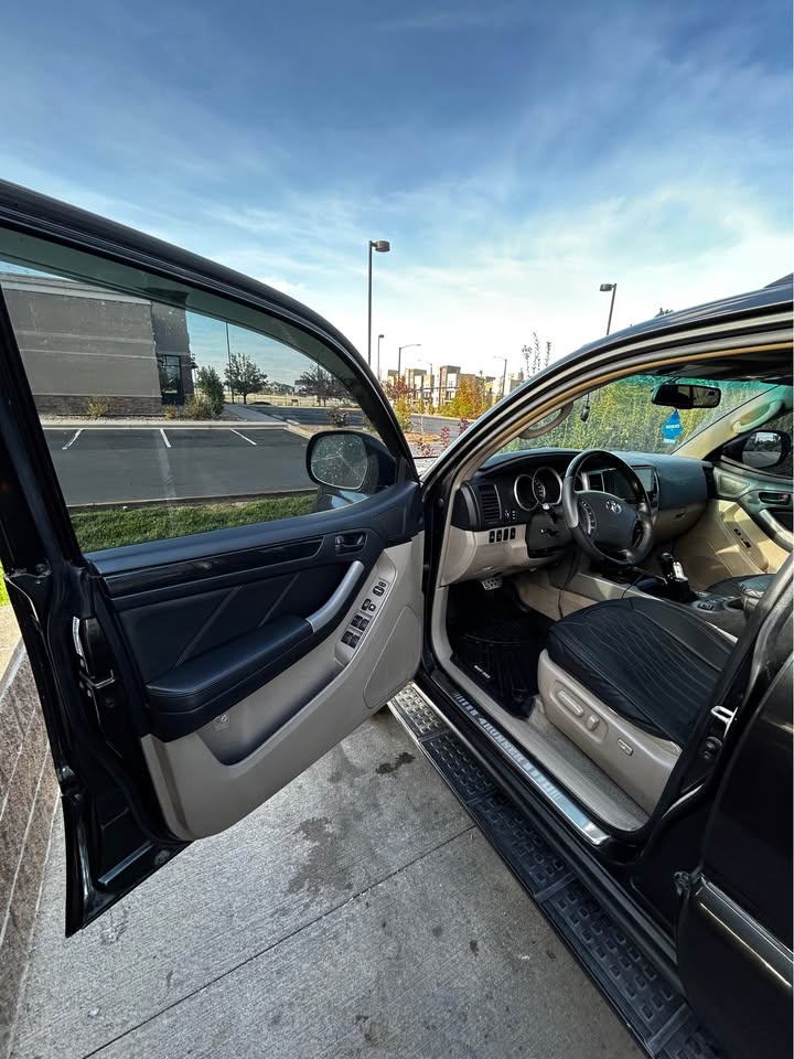 2007 Toyota 4Runner · Limited Nightshade Edition Sport Utility 4D in Denver, CO (photo 5) — photo 5