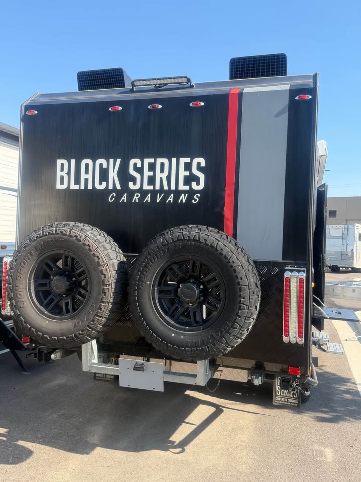 2022 Black series Caravan HQ19 in Ogden, UT (photo 3)