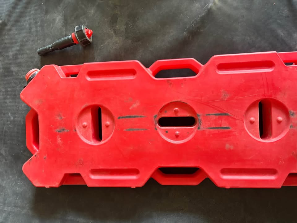 ROTOPAX 4 Gallon Gasoline (photo 2) — photo 2