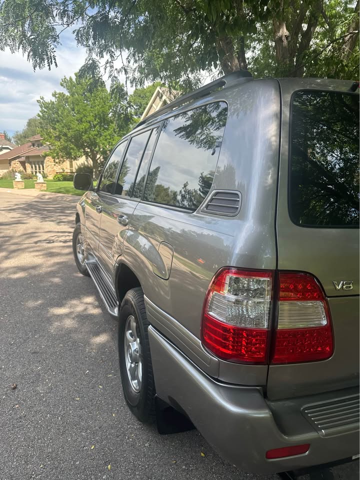 2001 Toyota Landcruiser · Sport Utility 4D in Fort Collins, CO (photo 5) — photo 5