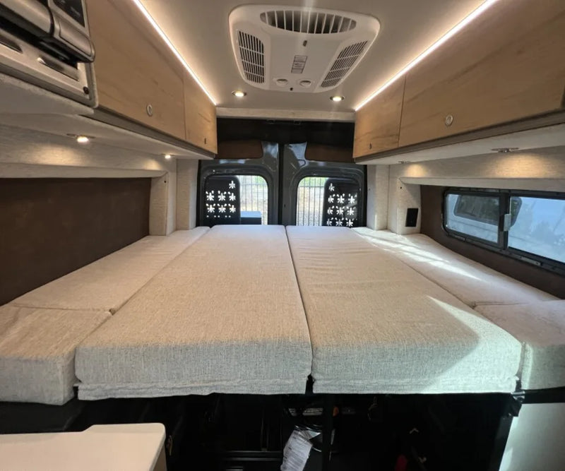 2026 Storyteller Overland BEAST MODE BEAST-AWD (photo 11) — photo 11