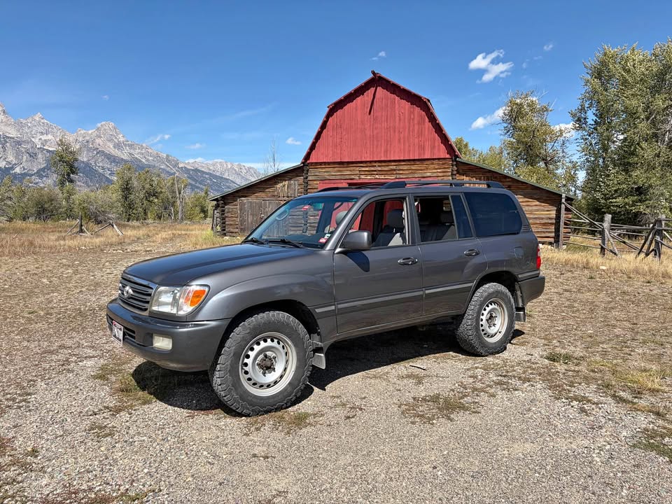 2004 Toyota Land Cruiser 100 Series - V8 in Jackson, WY (photo 1) — photo 1