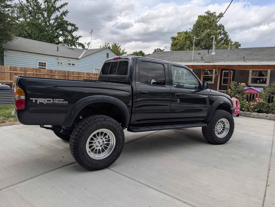 2001 Toyota Tacoma Double Cab · TRD Off-Road Pickup 4D 5 ft in Payette, ID (photo 5) — photo 5