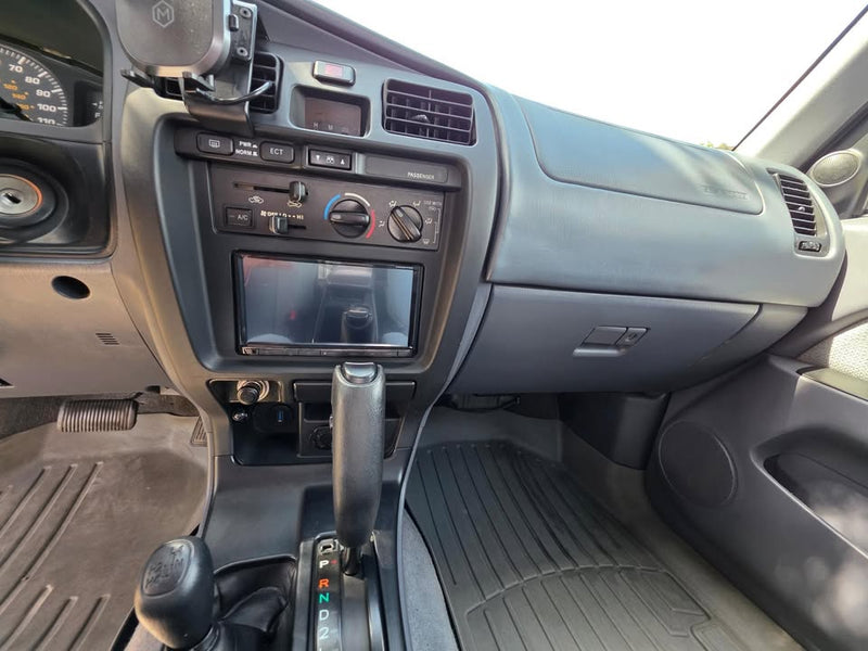 2000 Toyota 4Runner SR5 in Burnet, TX (photo 4) — photo 4