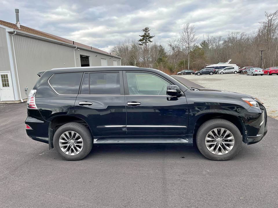 2016 Lexus GX · GX 460 Luxury Sport Utility 4D in Justice, IL (photo 1) — photo 1