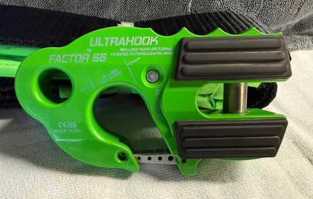 Factor 55 Winch Hook with Accessories — photo 3