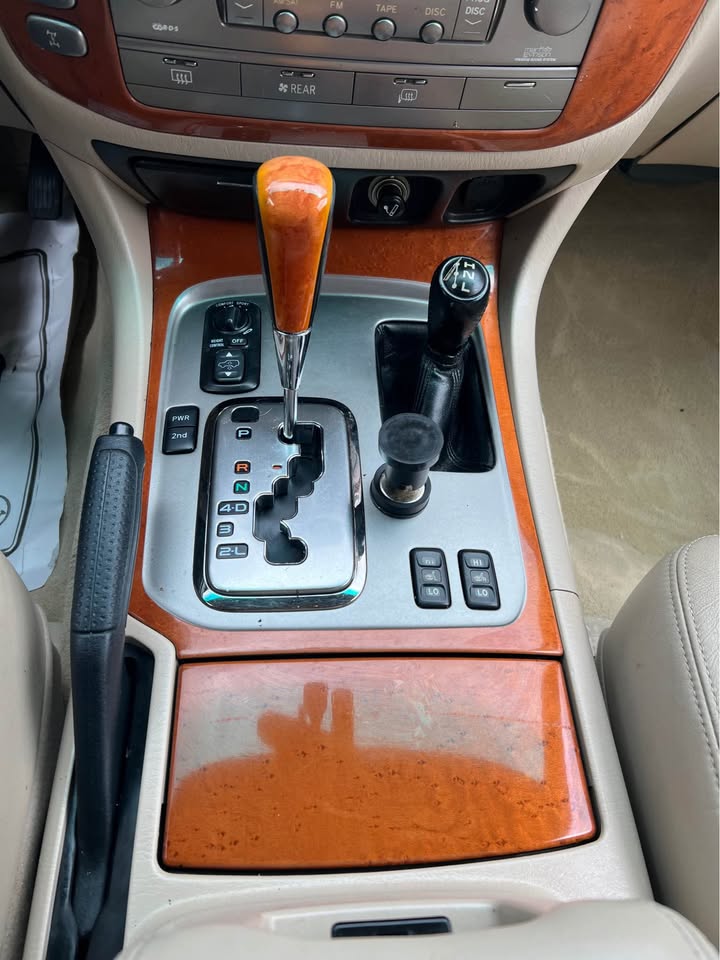 2007 Lexus LX · LX 470 Sport Utility 4D in Austin, TX (photo 10) — photo 10