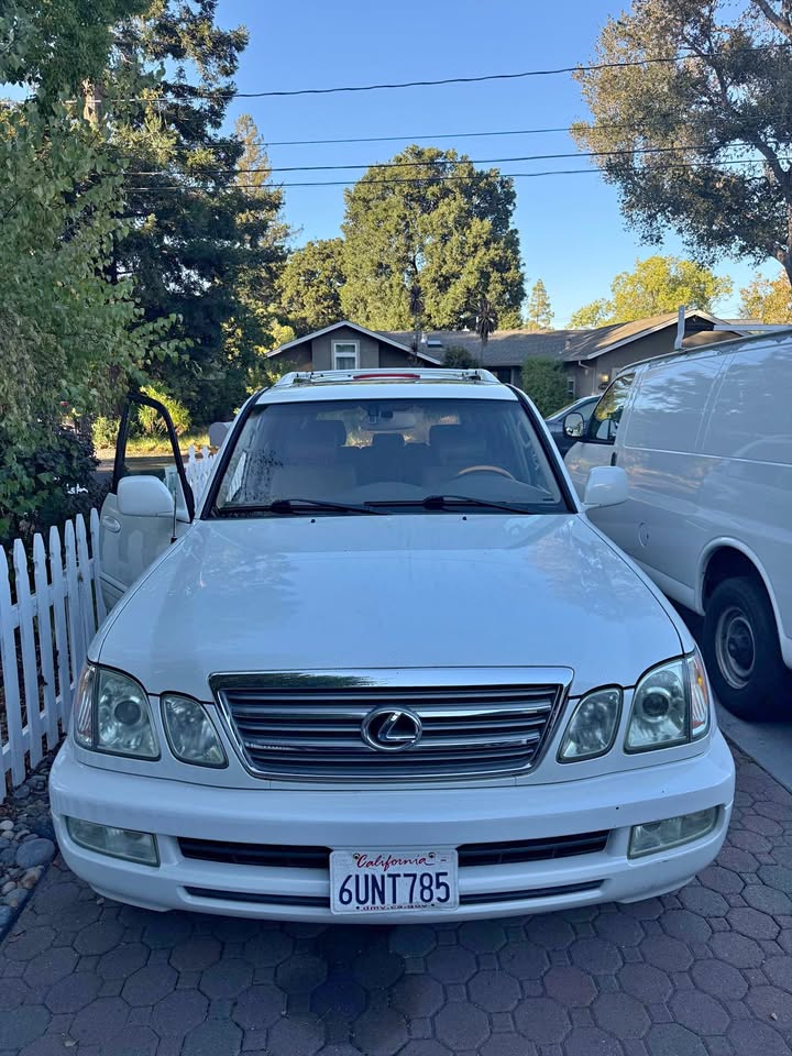 2005 Lexus LX · LX 470 Sport Utility 4D in Los Gatos, CA (photo 1) — photo 1