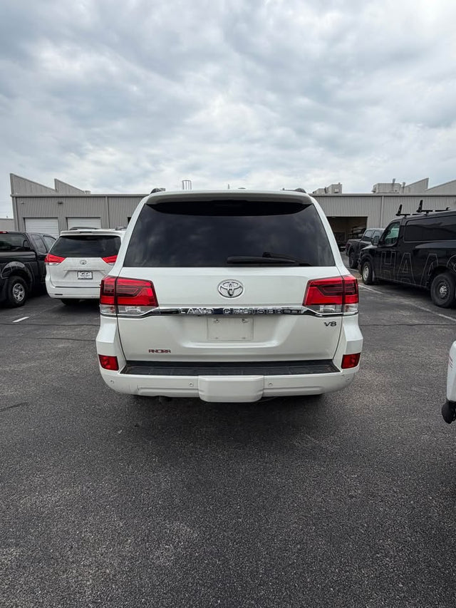 2019 Toyota Landcruiser Land Cruiser — photo 3