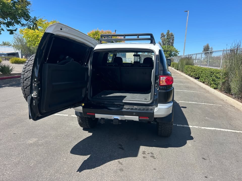 2007 Toyota FJ Cruiser in San Marcos, CA (photo 4) — photo 4