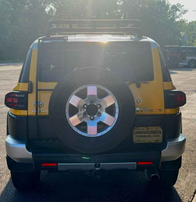 Toyota FJ Cruiser Yellow
257800 mileage (photo 5) — photo 5