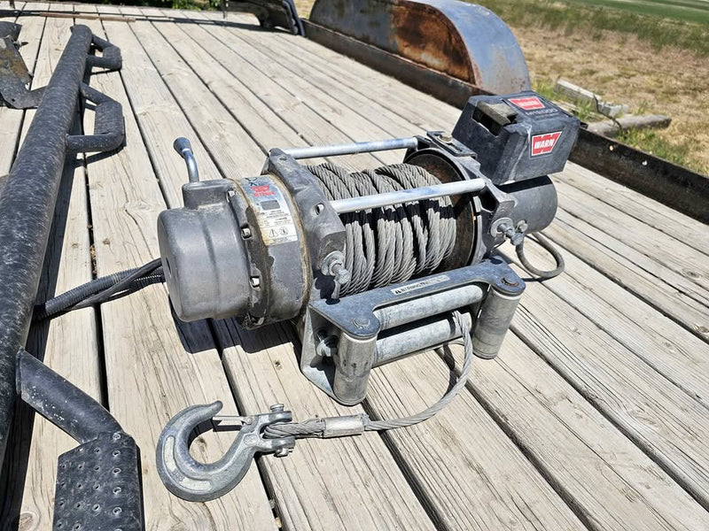 Warn 12000 pound winch M12000 in Boise, ID (photo 1) — photo 1