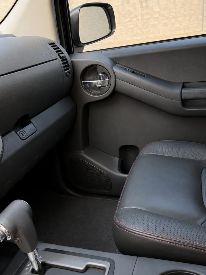 2011 Nissan Xterra Pro-4X in Denver, CO (photo 5) — photo 5