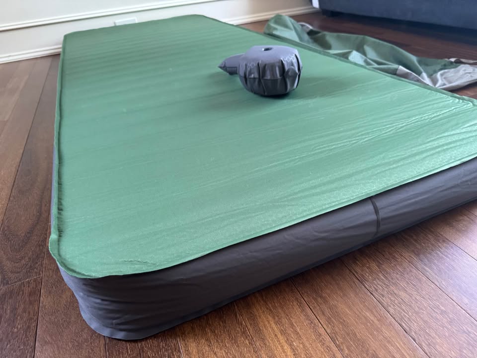 EXPED MegaMat 10 LxW Self-Inflating Camp Pad + Mini Pump & Sack in Redmond, WA (photo 3) — photo 3