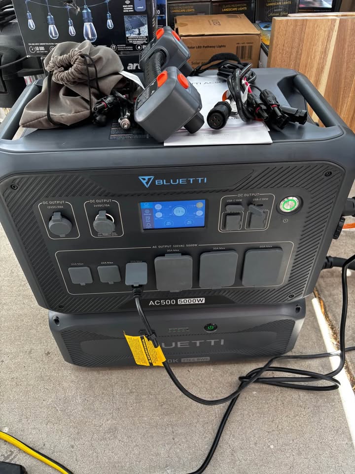 BLUETTI AC500 Portable Power Station with B300K Expansion Battery in Phoenix, AZ (photo 2) — photo 2