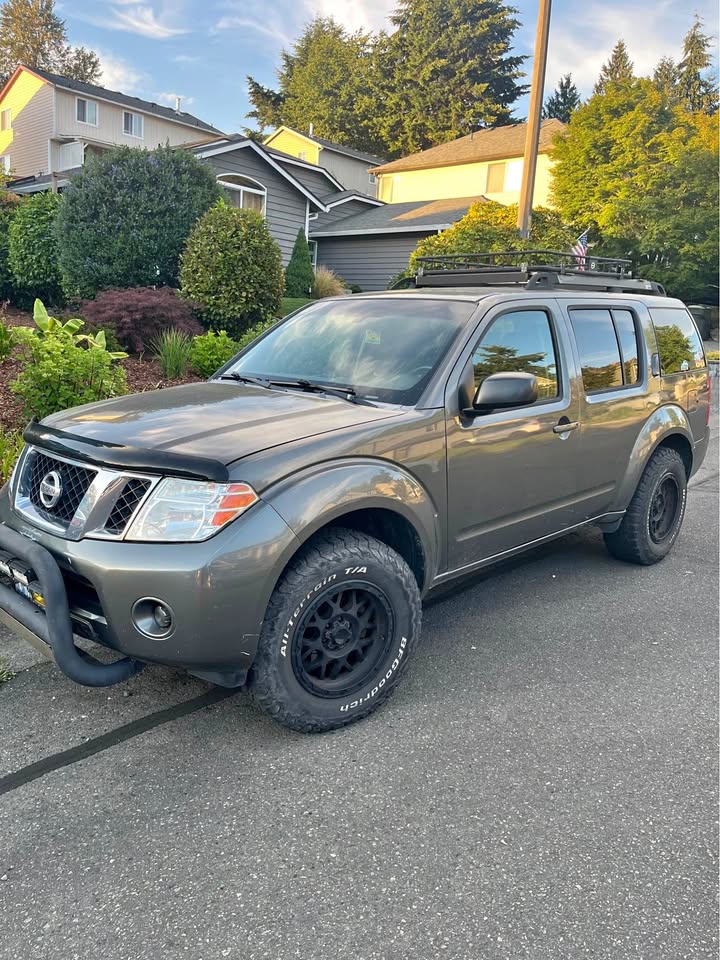 2008 Nissan Pathfinder · SE Sport Utility 4D in Kent, WA (photo 1) — photo 1