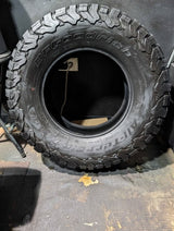 LT285/70R17
Bfgoodrich KO2 Tires $950 Set of 5 in Northlake, IL (photo 2)