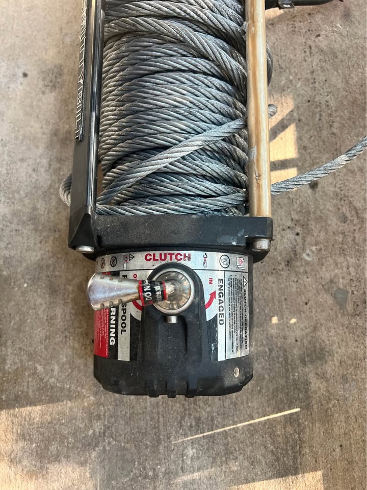 XRC 9,500 Smittybilt Winch | Steel Cable in The Colony, TX (photo 2) — photo 2