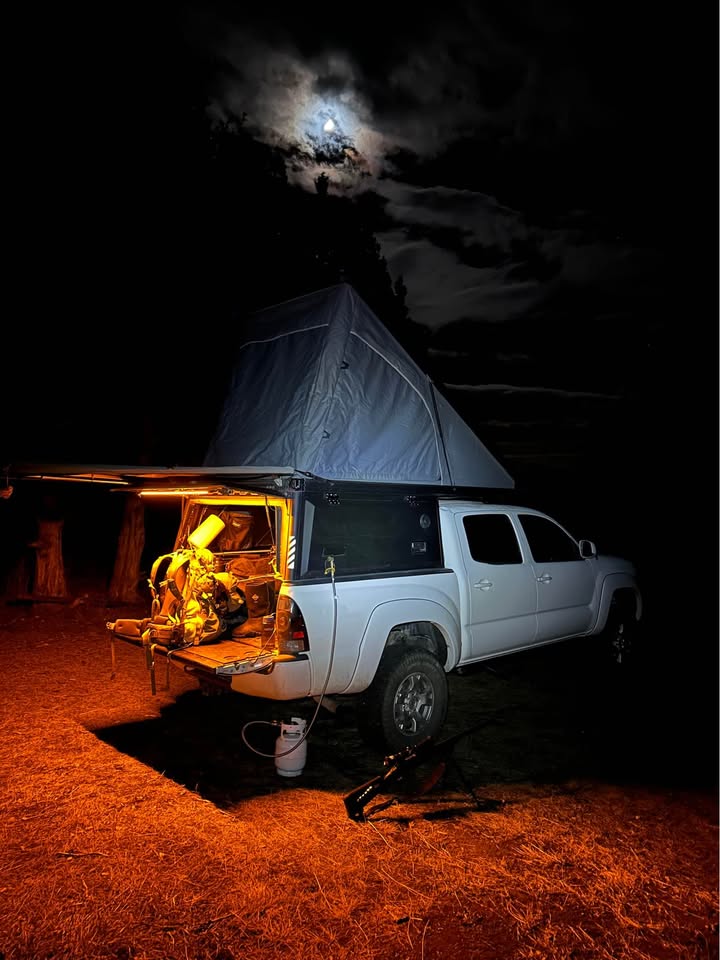 Super Pacific X1 Camper for Tacoma 5ft Bed - with Extras in Bozeman, MT (photo 7) — photo 7