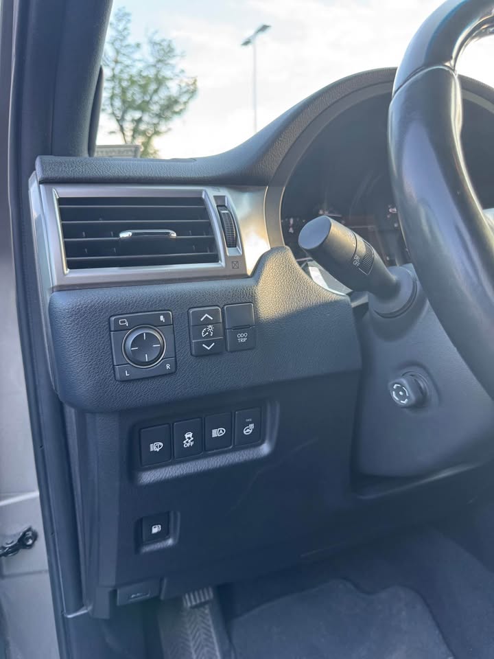 2023 Lexus GX · GX 460 Premium Sport Utility 4D in Fort Collins, CO (photo 6) — photo 6