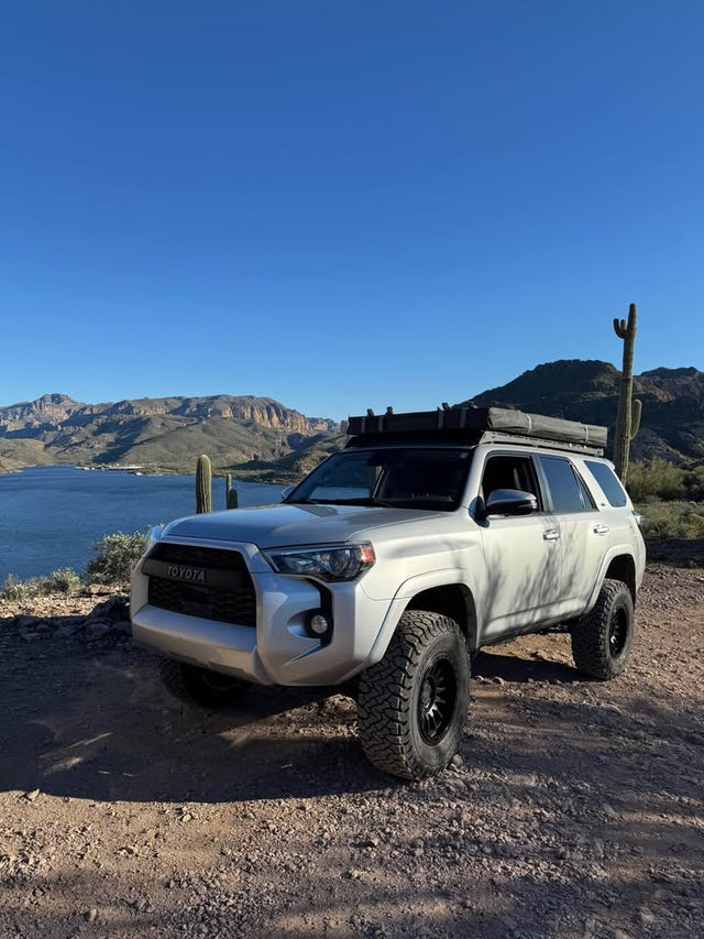 Go Fast Campers (GFC) SuperLite Rooftop Tent — photo 2
