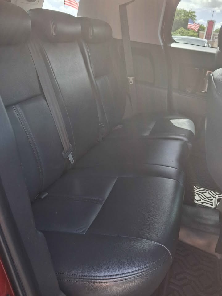 2008 Toyota FJ Cruiser · Sport Utility 2D in Miami, FL (photo 7) — photo 7