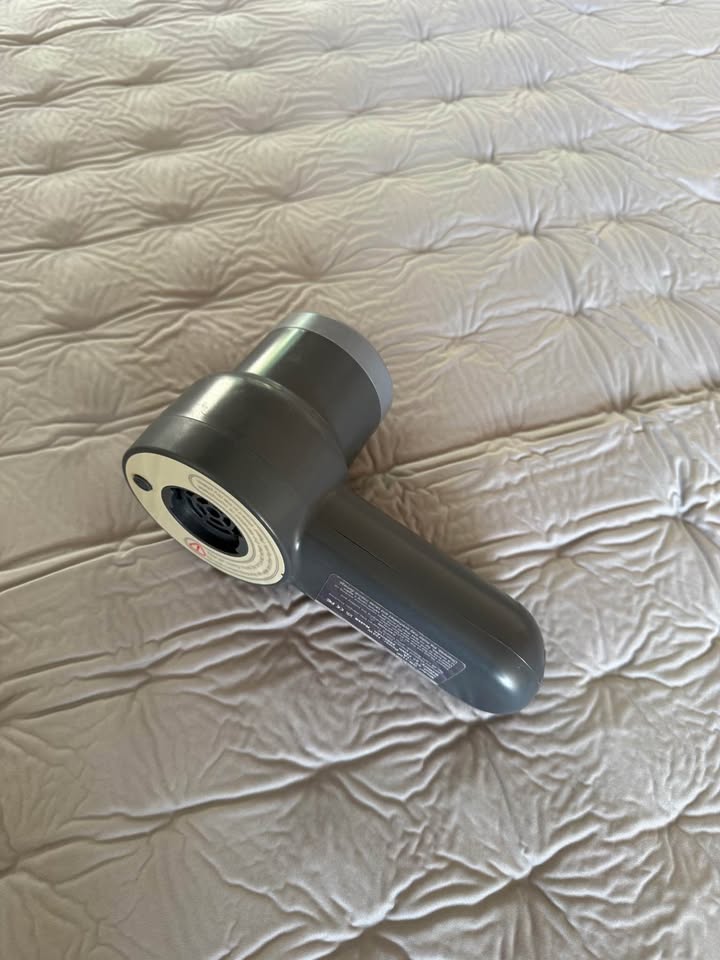 Roofnest Falcon 2 rooftop tent + heated blanket + upgraded mattress (photo 9) — photo 9