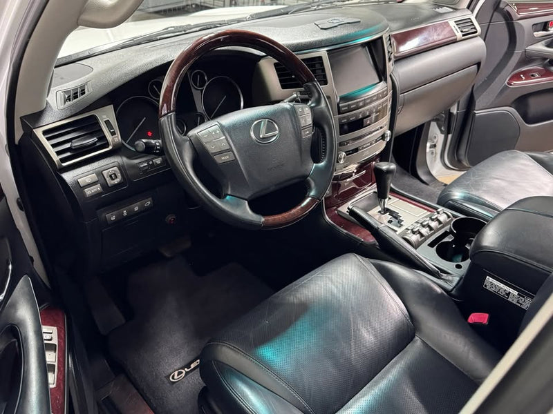 2015 Lexus LX570 in Portland, OR (photo 12) — photo 12