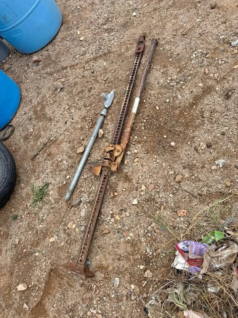 Farm / high-lift jacks-Hi-Lift–style jacks