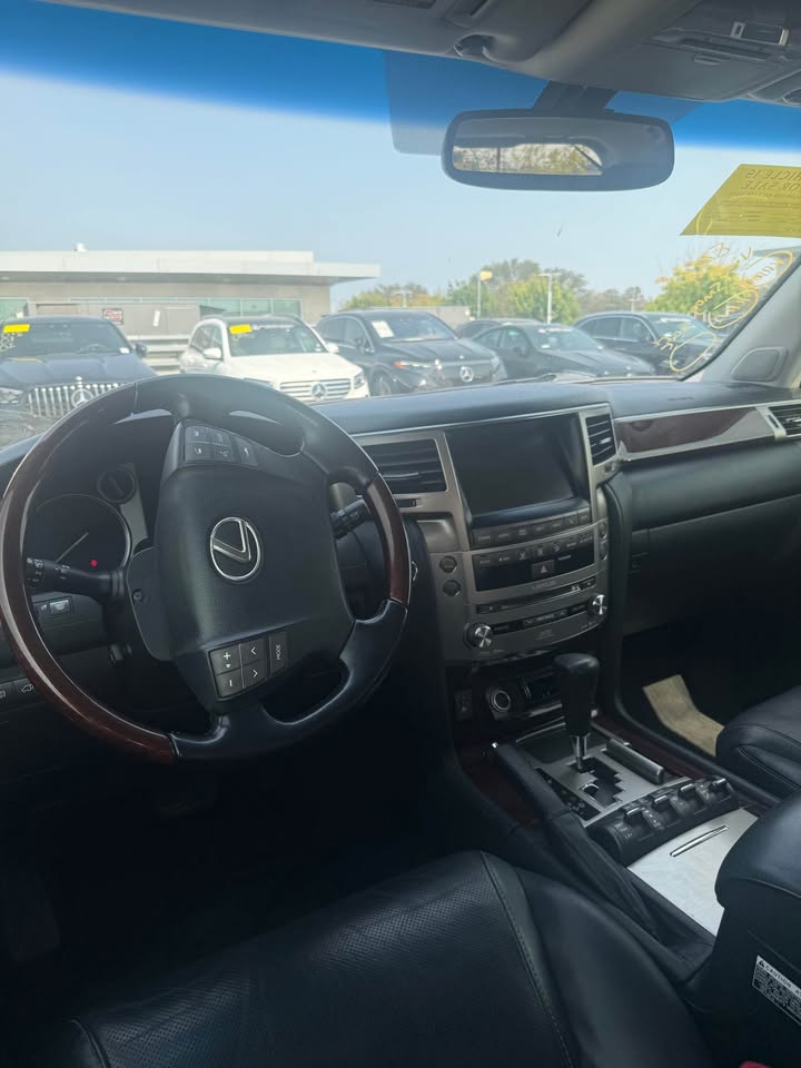 2015 Lexus LX · LX 570 Sport Utility 4D in Rocklin, CA (photo 6) — photo 6
