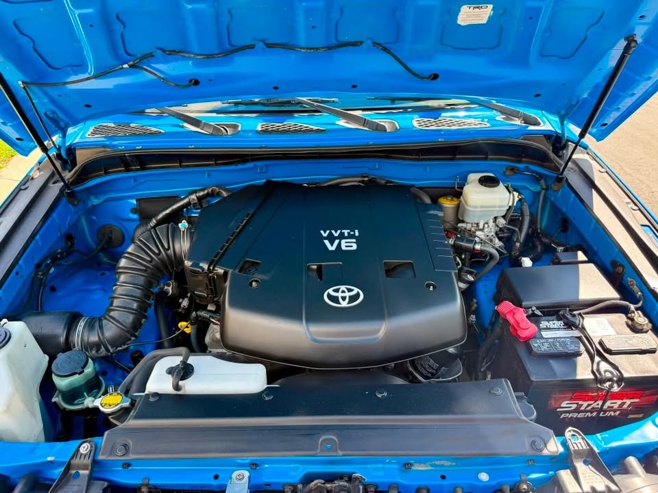 2007 Toyota FJ Cruiser, 4.0L 6Cil, RWD/4x4 - REBUILT TITLE in Salt Lake City, UT (photo 7) — photo 7