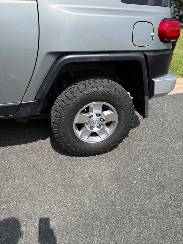 2010 Toyota FJ Cruiser 4WD in Austin, TX (photo 5) — photo 5